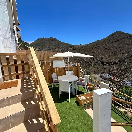 Lovely View Deni Daire *